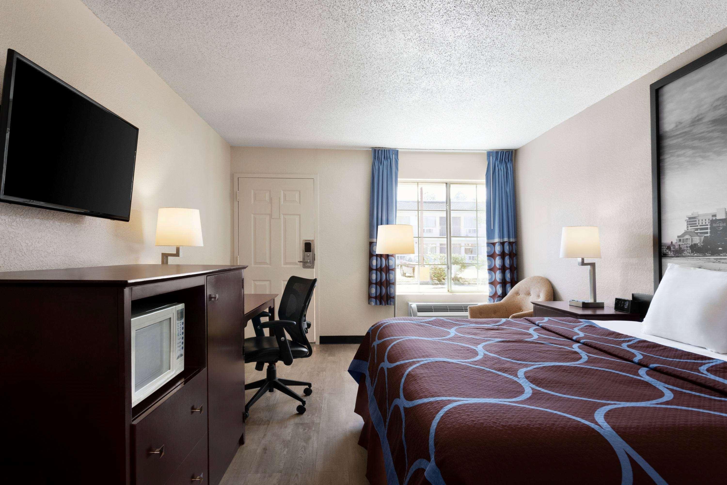 Motel Super 8 By Wyndham Gulfport Biloxi Airport Zewnętrze zdjęcie